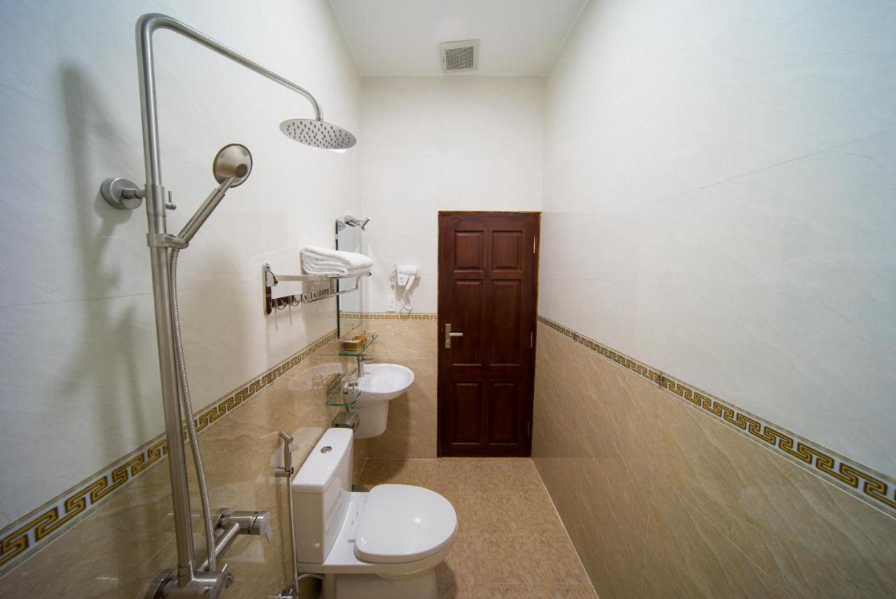 Hotel Khach San Tommy Đà Lạt Exterior foto